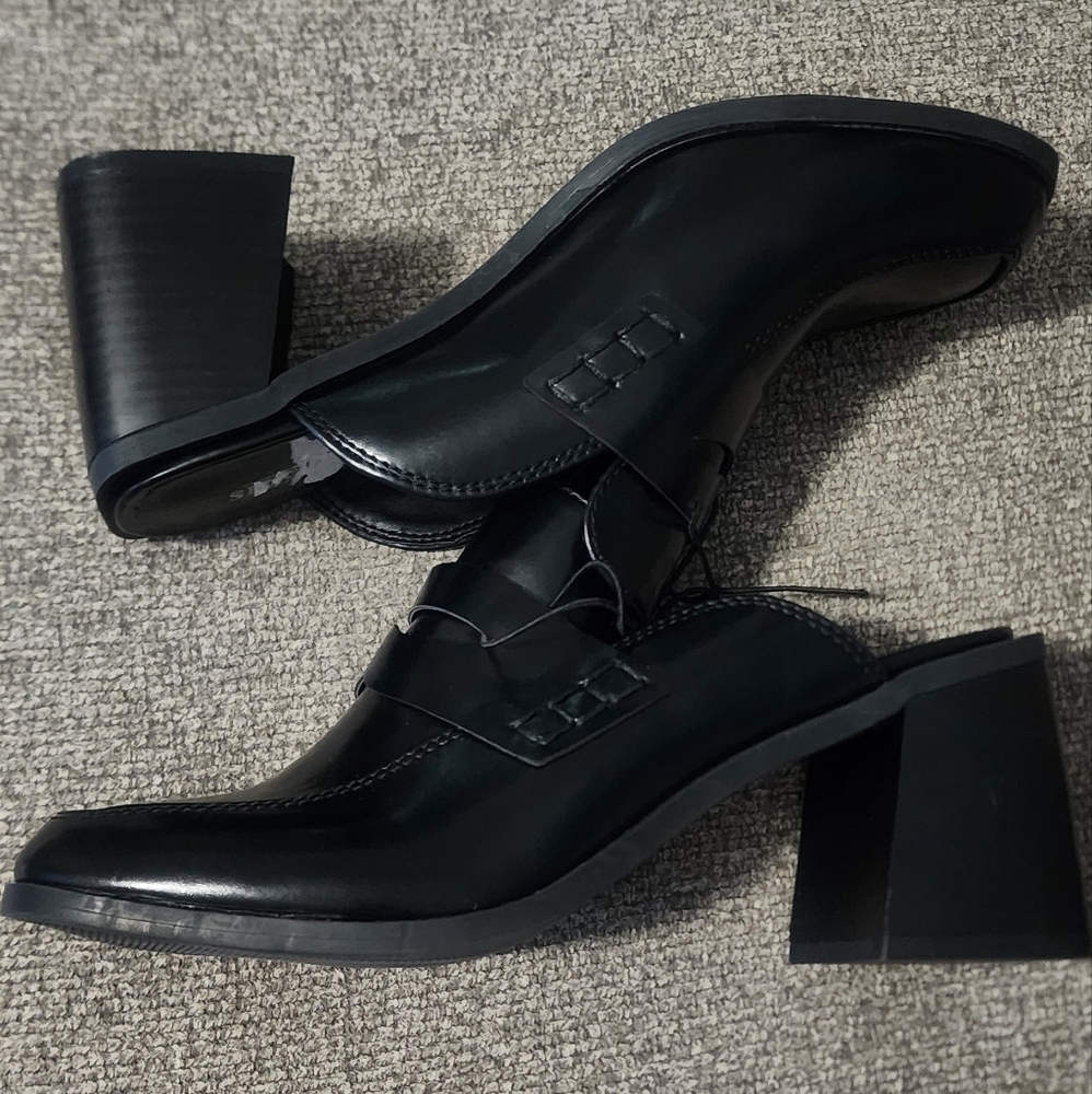 Seychelles Black Heeled Shoes with Glossy Finish 8